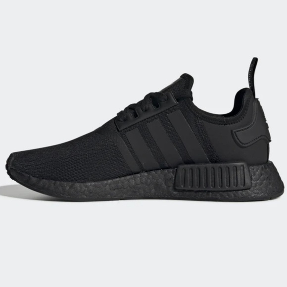 𝅺NWT ADIDAS NMD_R1 Triple Black Size 5 - Picture 2 of 11
